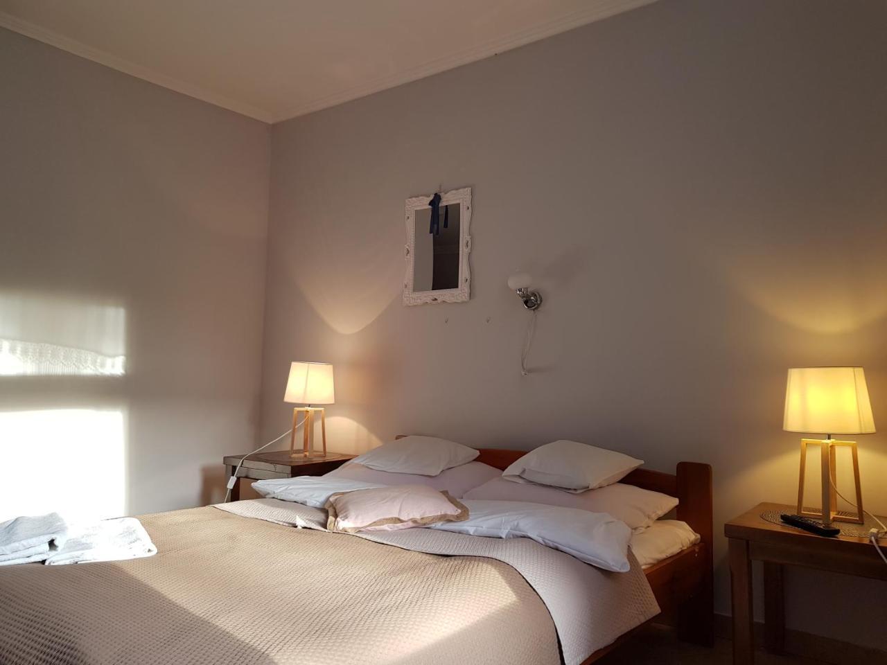 Hotel Zaulek Luban Extérieur photo